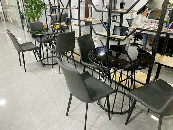 洽談區(qū)-澤迪